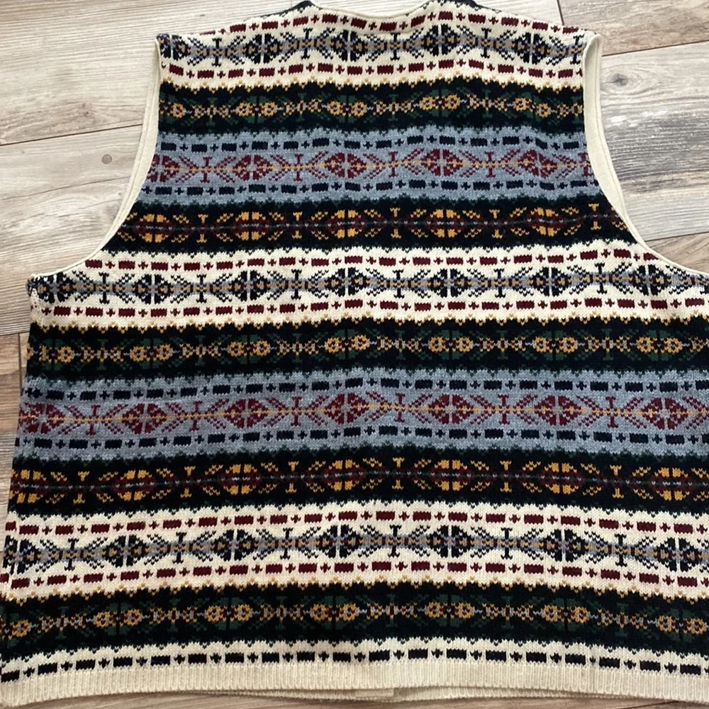 Beautiful wool vest - Picture 3 of 3